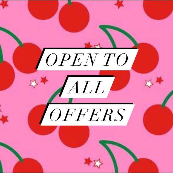 Meet your Posher, Laura - Picture 2 of 2